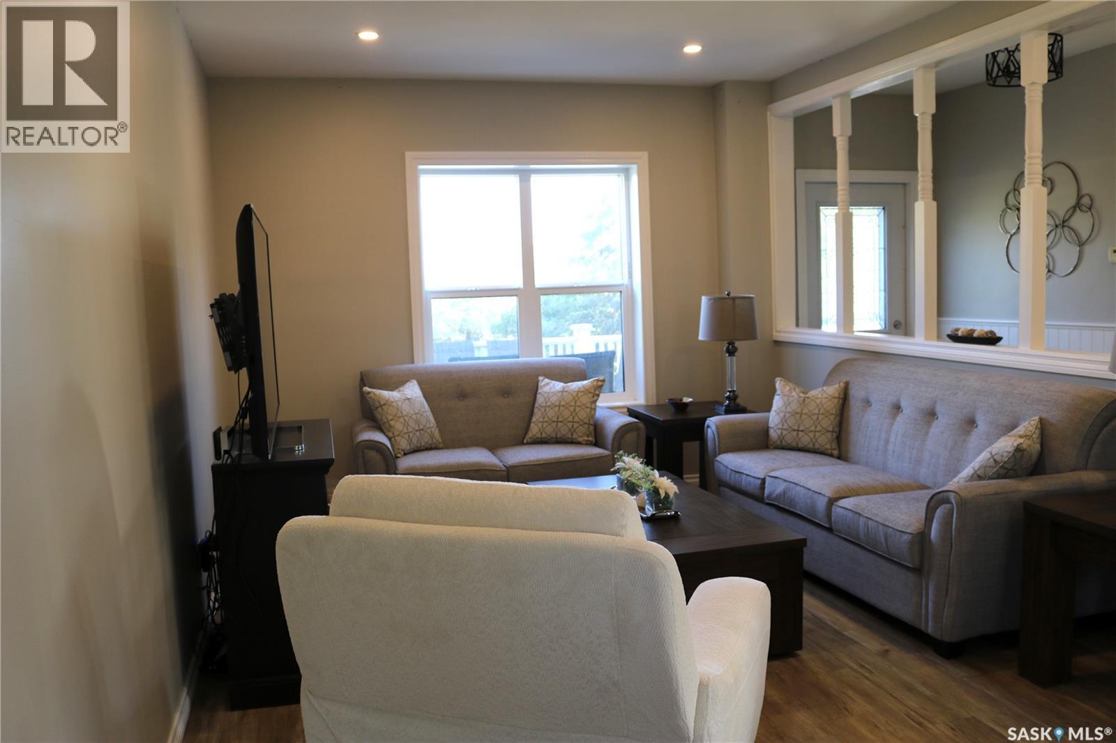 Moosomin Rm No. 121, Saskatchewan - Indoor Photo Showing Living Room