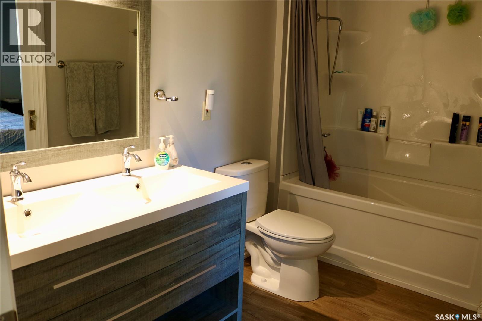 Moosomin Rm No. 121, Saskatchewan - Indoor Photo Showing Bathroom