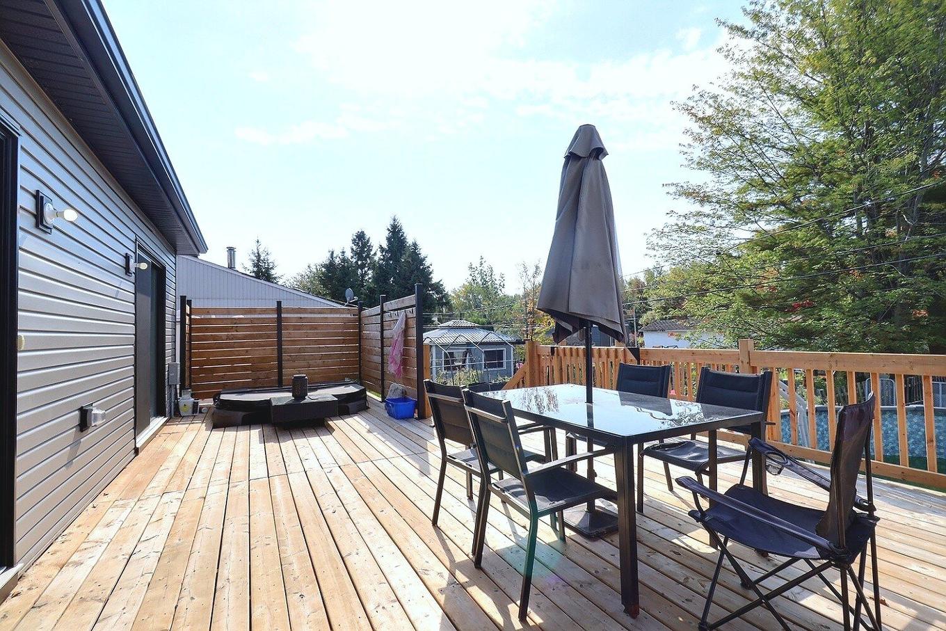 Balcon - 185 Rue Denis, Trois-Rivières, QC - Outdoor With Deck Patio Veranda With Exterior