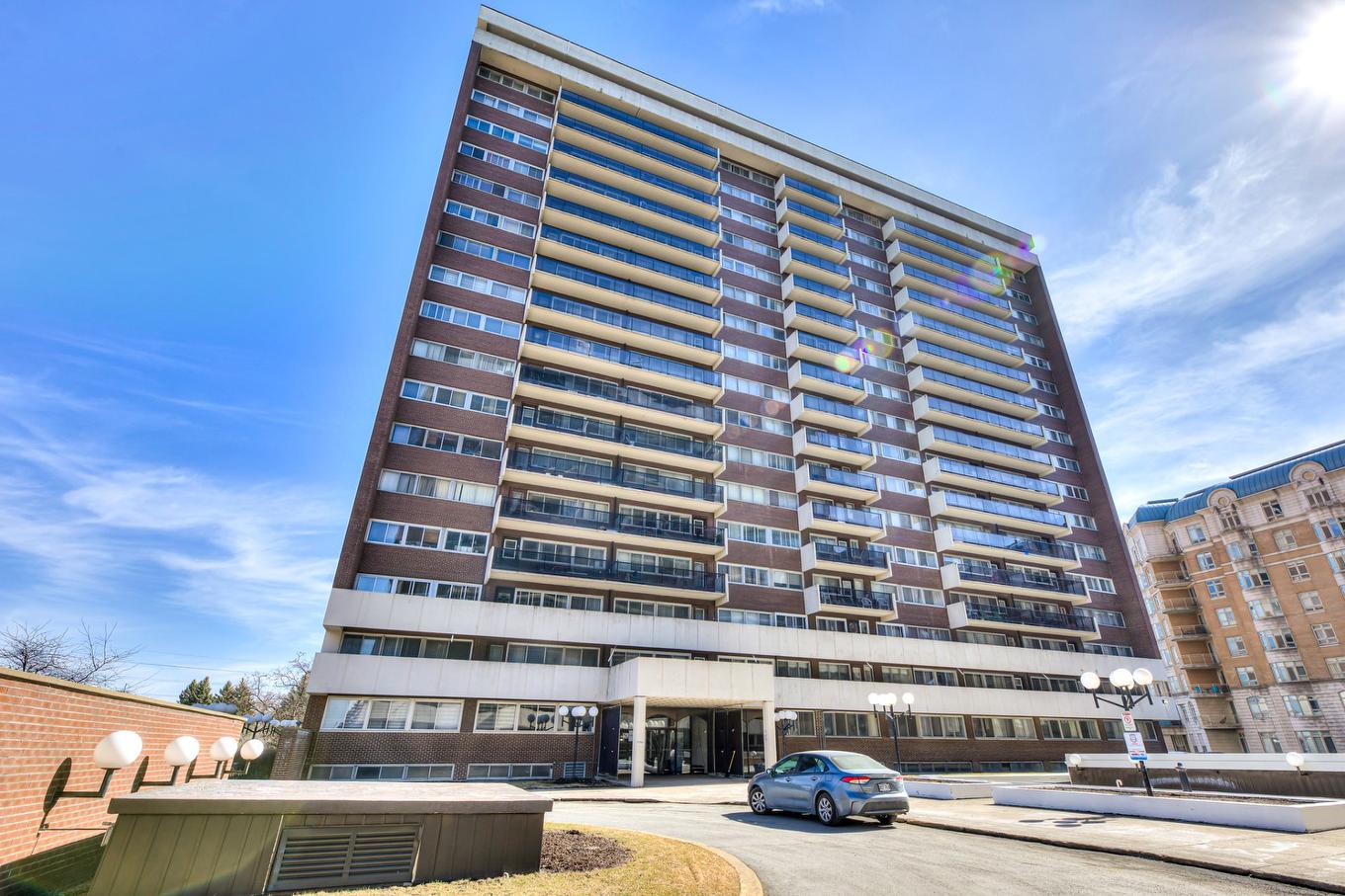 Frontage - 1503-5700 Boul. Cavendish, Côte-Saint-Luc, QC - Outdoor With Facade