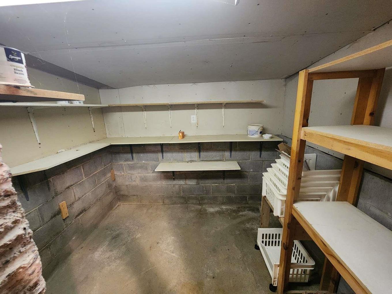 38 Eastgrove Crescent, Terrace Bay, ON - Indoor Photo Showing Other Room With Fireplace