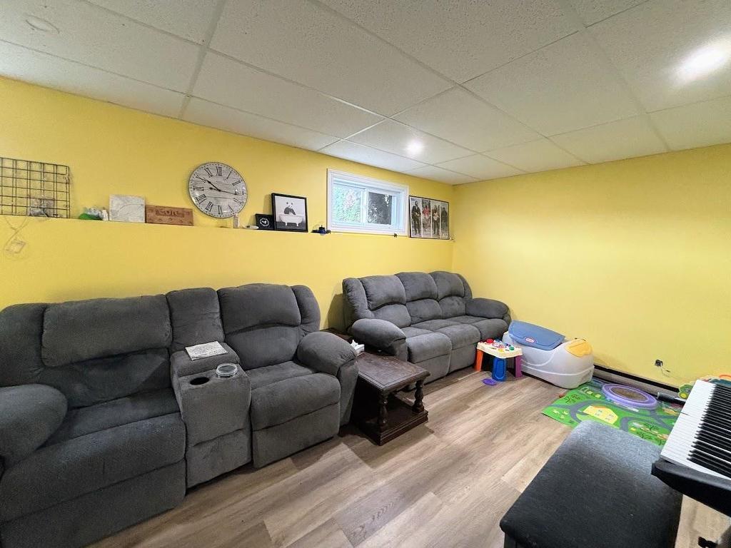 33 Moose Drive, Manitouwadge, ON - Indoor Photo Showing Basement