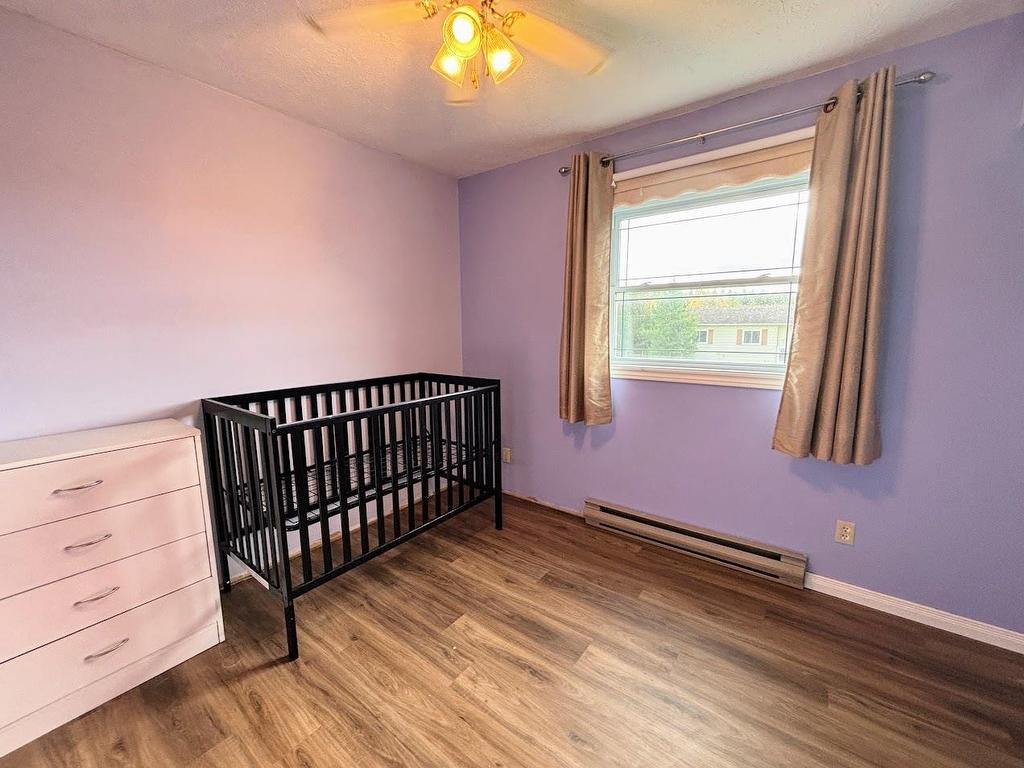 33 Moose Drive, Manitouwadge, ON - Indoor Photo Showing Bedroom