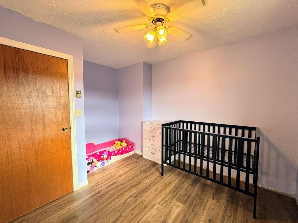 33 Moose Drive, Manitouwadge, ON - Indoor Photo Showing Bedroom