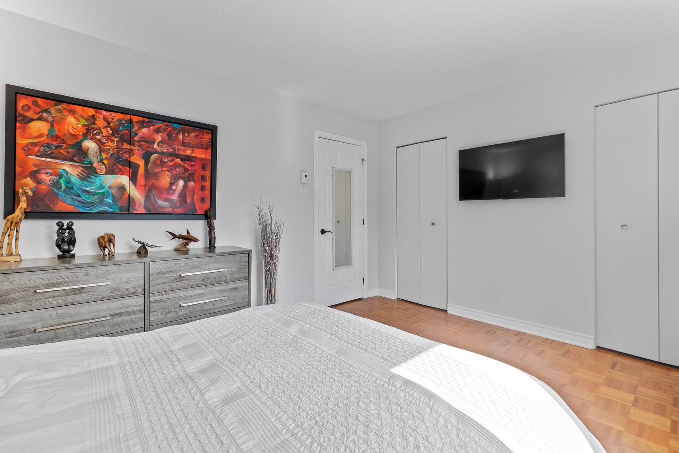 Primary bedroom - 3869 Rue Des Pervenches, Longueuil (Saint-Hubert), QC - Indoor Photo Showing Bedroom