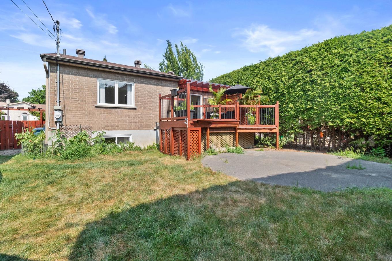 Back facade - 3869 Rue Des Pervenches, Longueuil (Saint-Hubert), QC - Outdoor