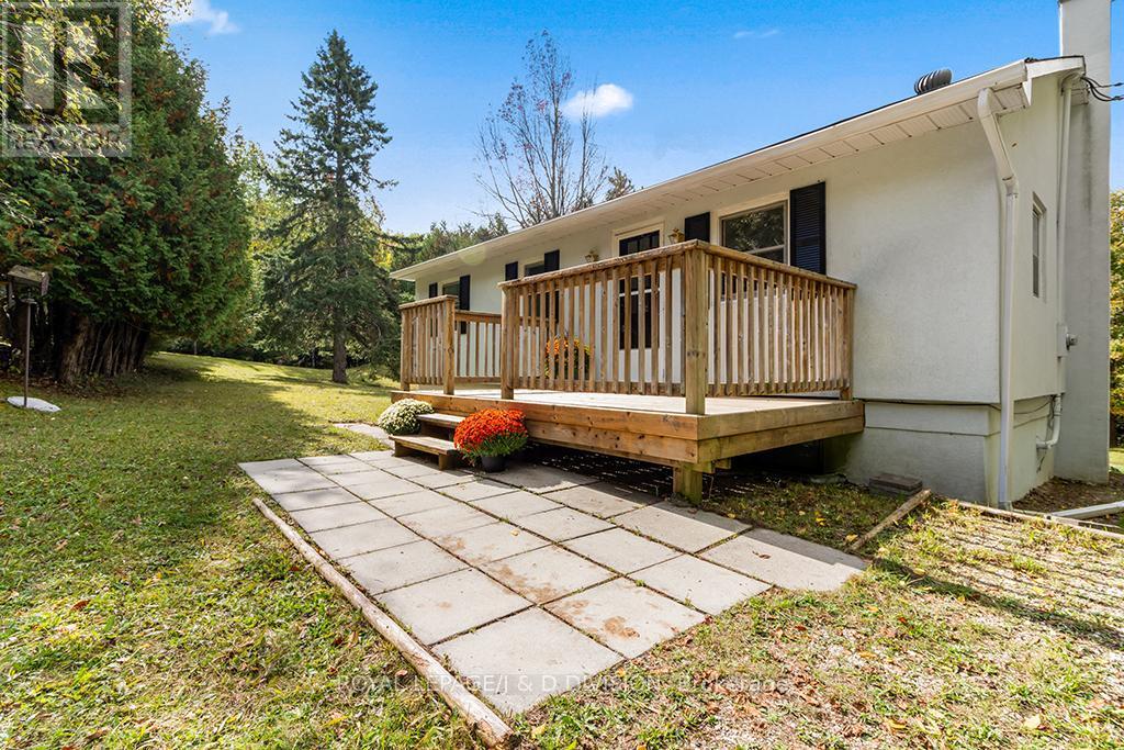 637202 Prince Of Wales Road, Mulmur, ON - Outdoor With Deck Patio Veranda With Exterior