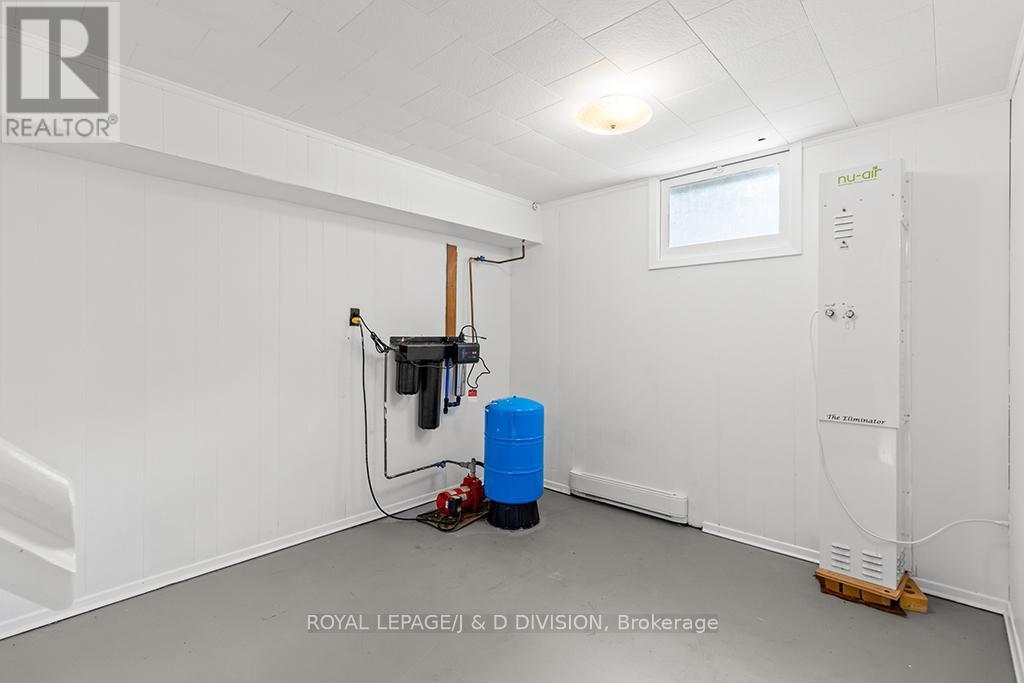 637202 Prince Of Wales Road, Mulmur, ON - Indoor Photo Showing Other Room