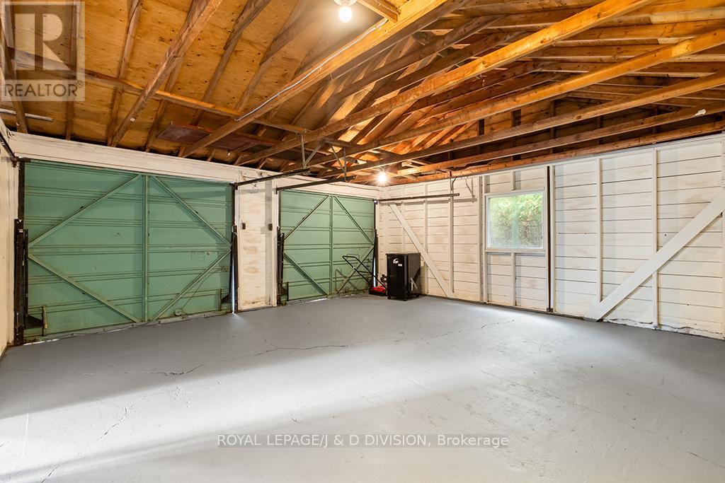 637202 Prince Of Wales Road, Mulmur, ON - Indoor Photo Showing Other Room