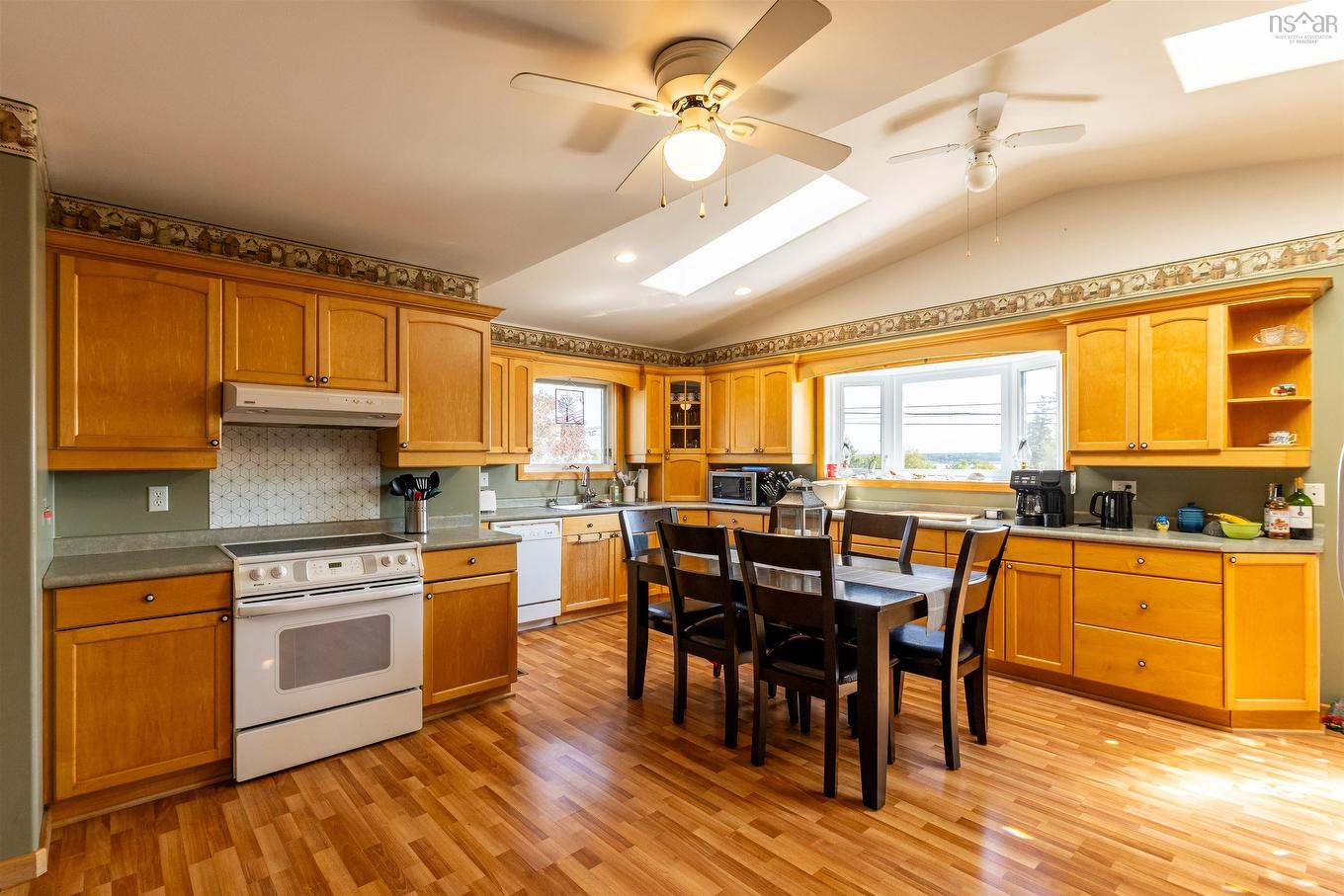 1192 Highway 335 Highway, Middle West Pubnico, NS