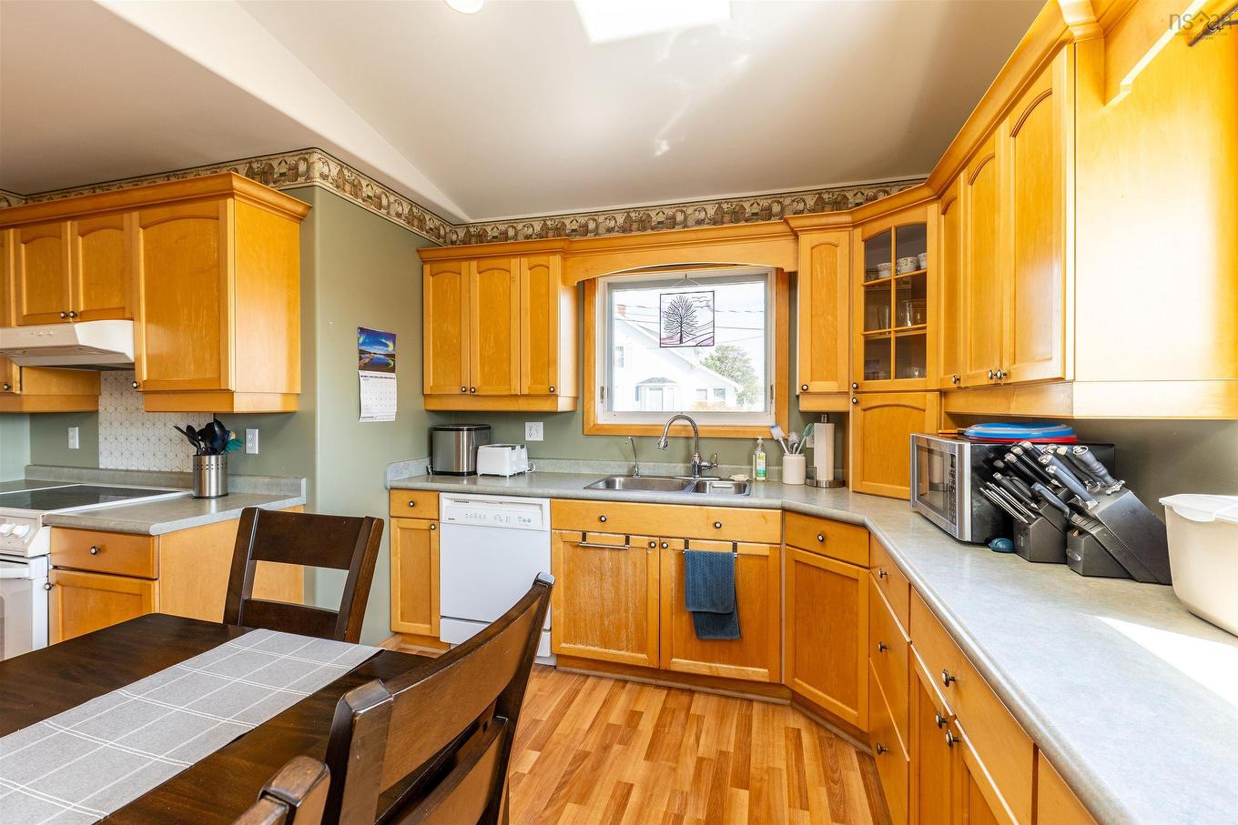 1192 Highway 335 Highway, Middle West Pubnico, NS