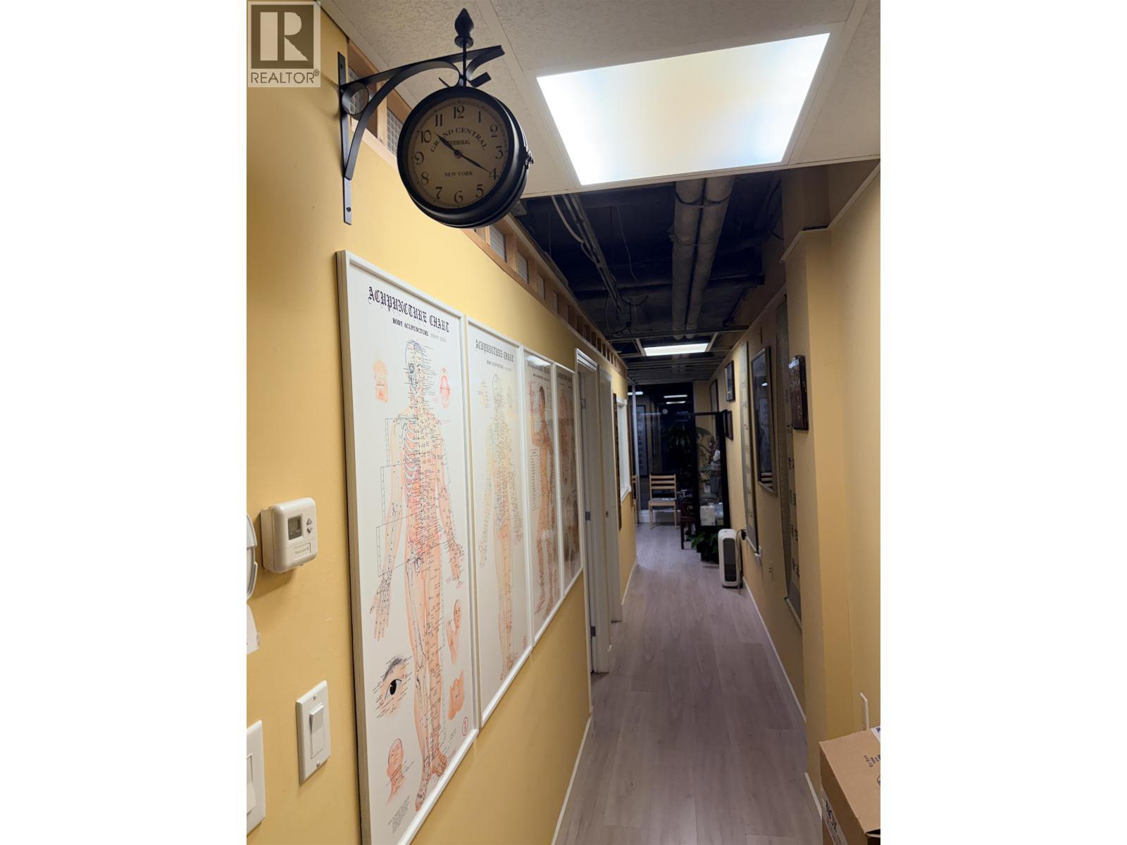 8067 Granville Street, Vancouver, BC