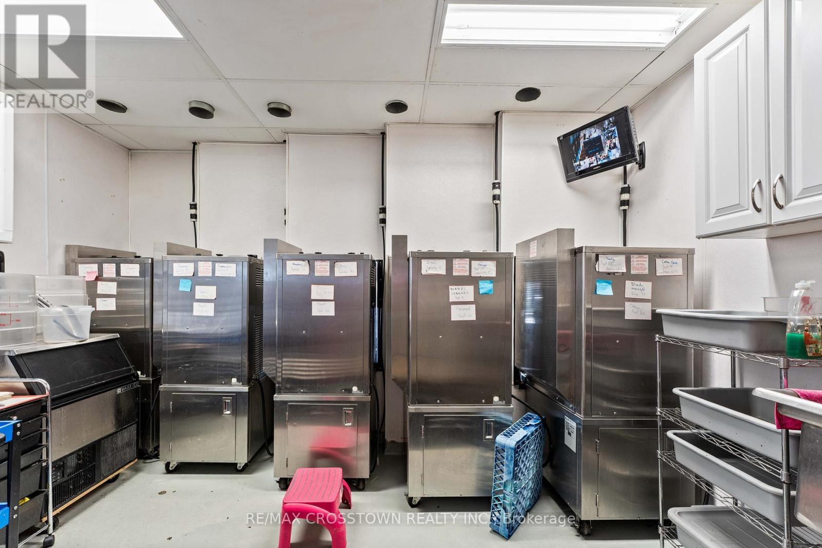 Unit 101 - 89 Dunlop Street E, Barrie, ON