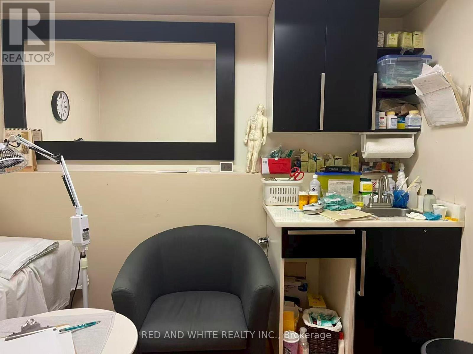 Unit 1 - 265 Queen Street S, Mississauga, ON