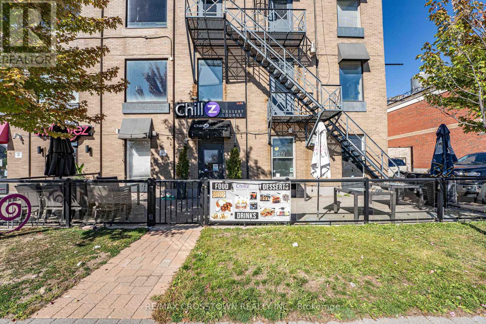 Unit 102 - 89 Dunlop Street E, Barrie, ON