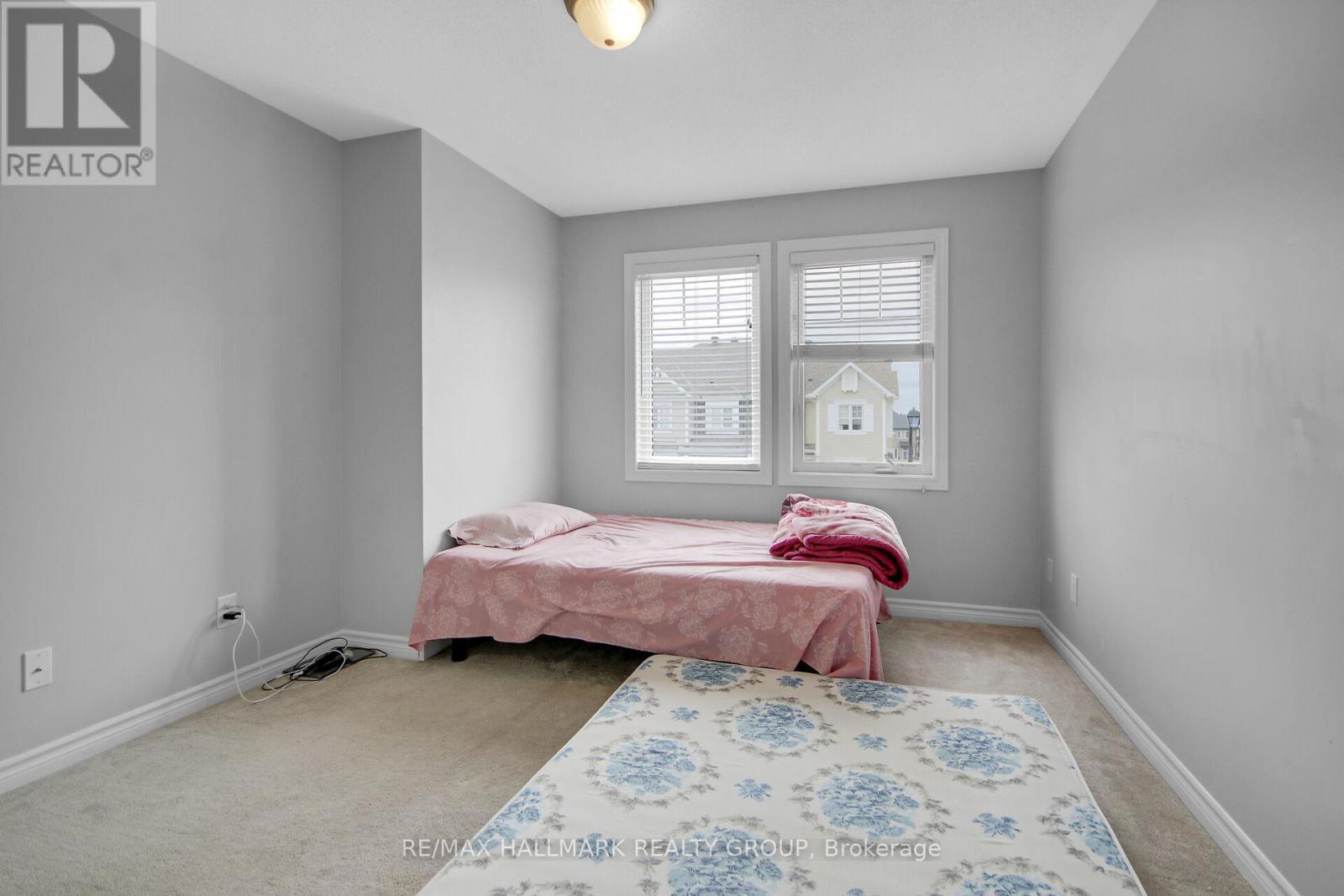 41 Maroma Street, Ottawa, ON - Indoor Photo Showing Bedroom