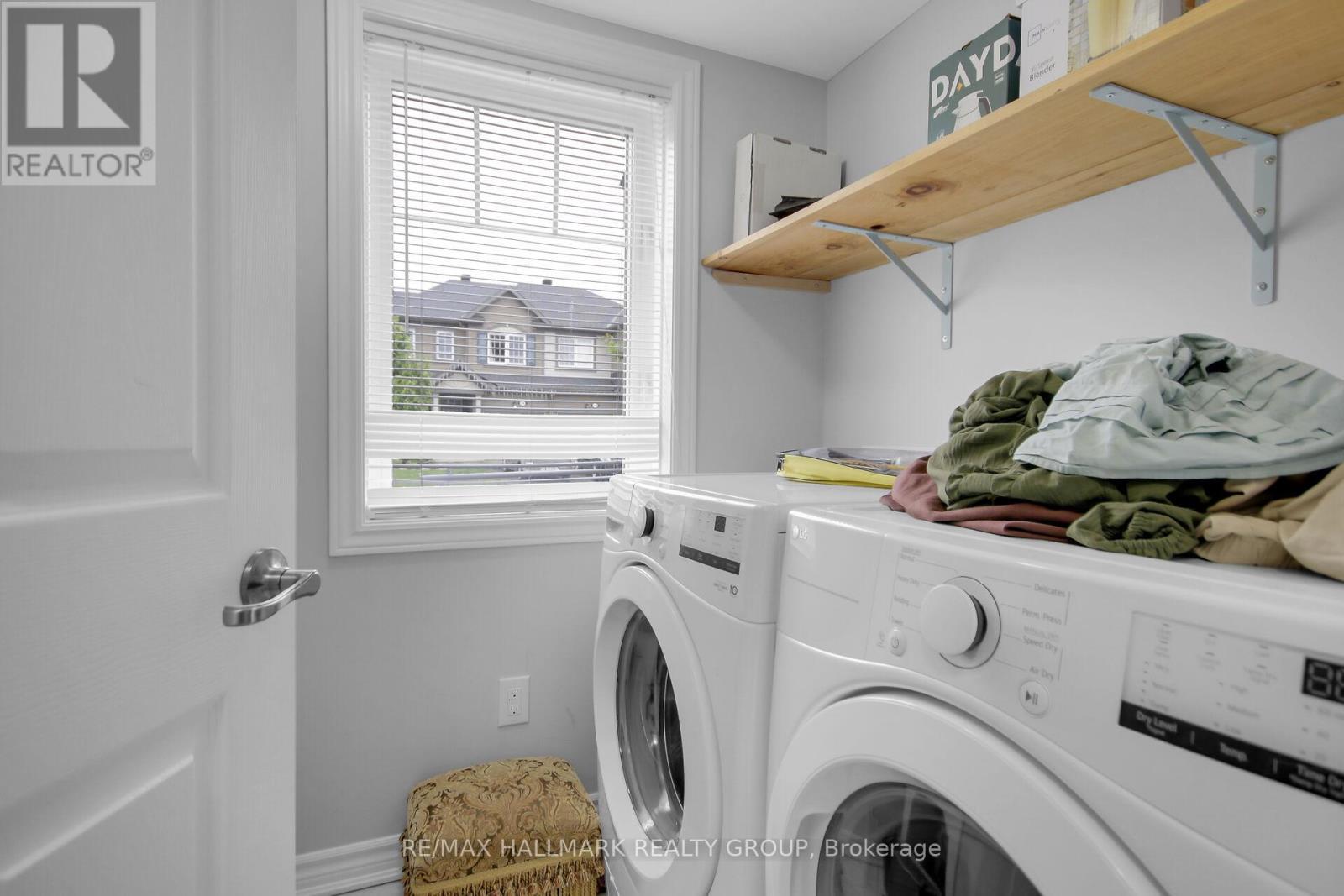 41 Maroma Street, Ottawa, ON - Indoor Photo Showing Laundry Room