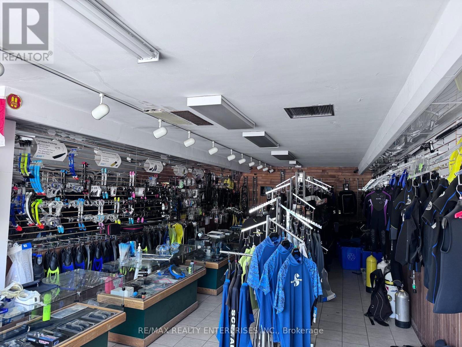 1187 Hurontario Street, Mississauga, ON