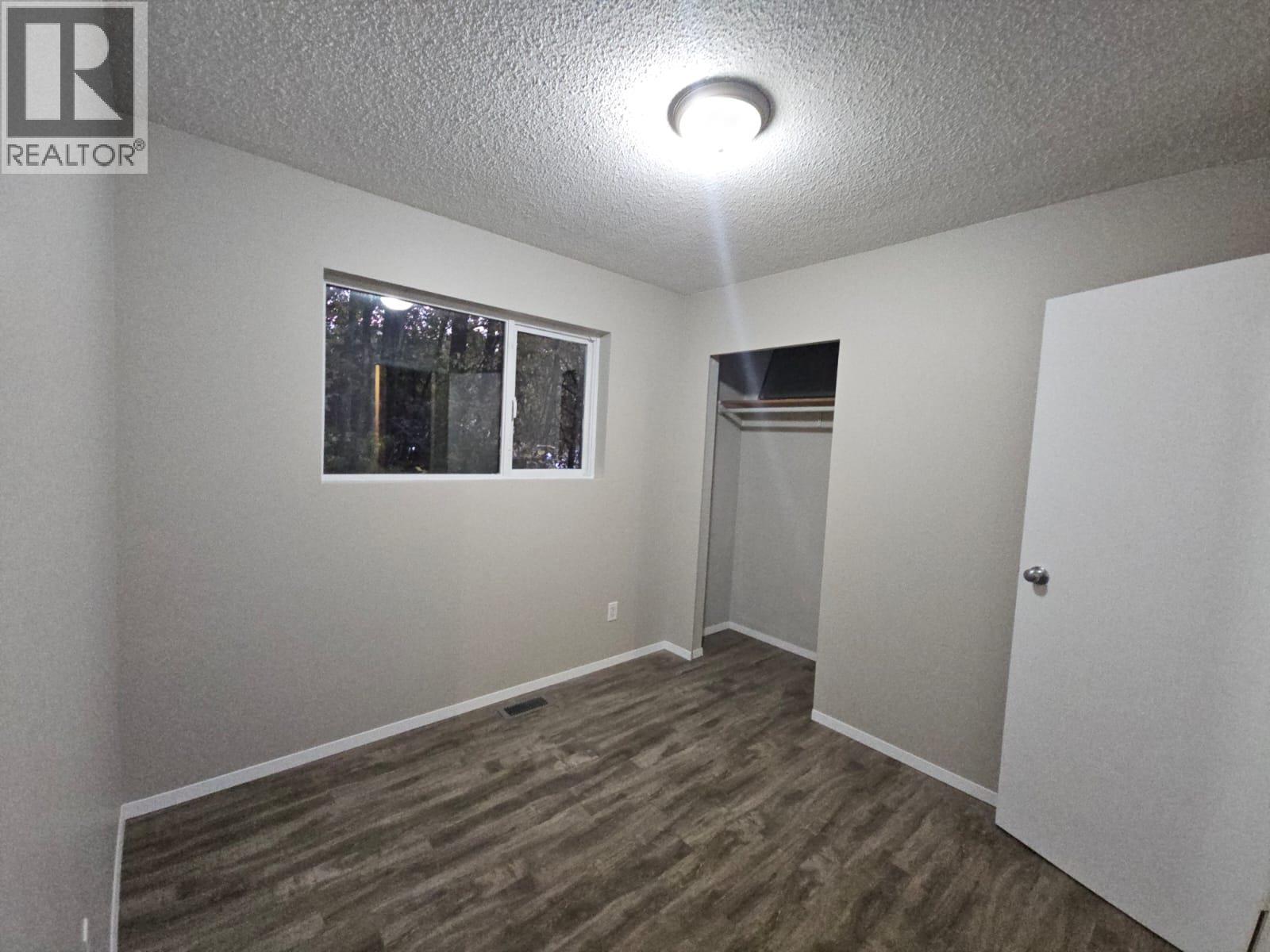 4801 52 Avenue Sw, Chetwynd, BC - Indoor Photo Showing Other Room