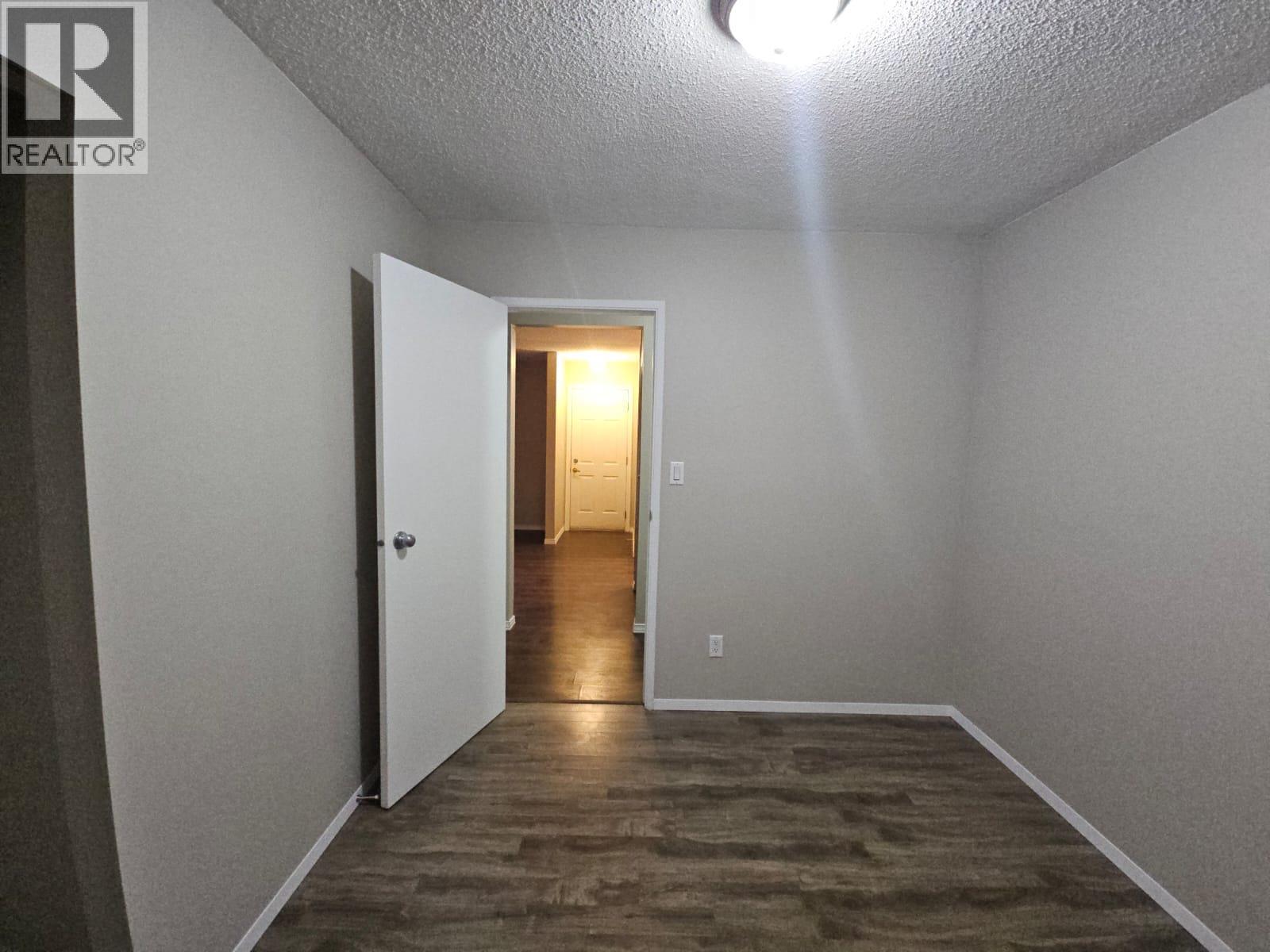 4801 52 Avenue Sw, Chetwynd, BC - Indoor Photo Showing Other Room