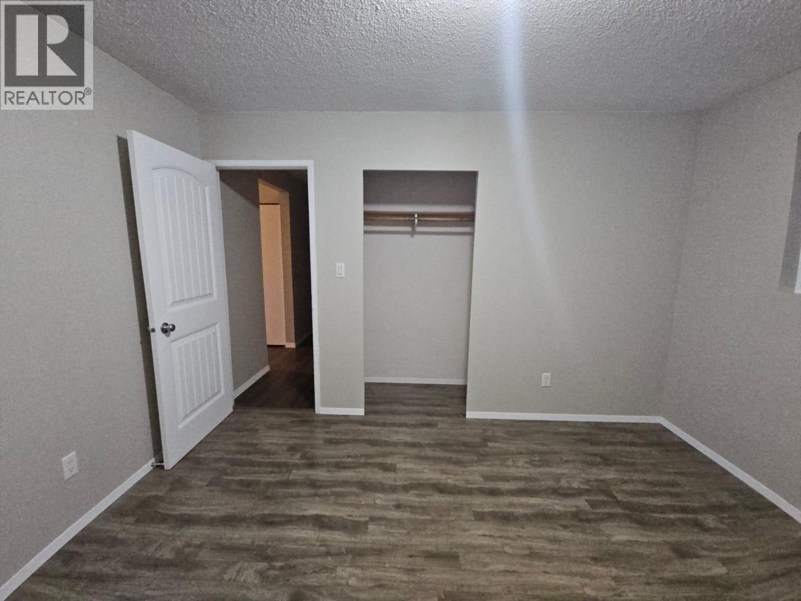 4801 52 Avenue Sw, Chetwynd, BC - Indoor Photo Showing Other Room