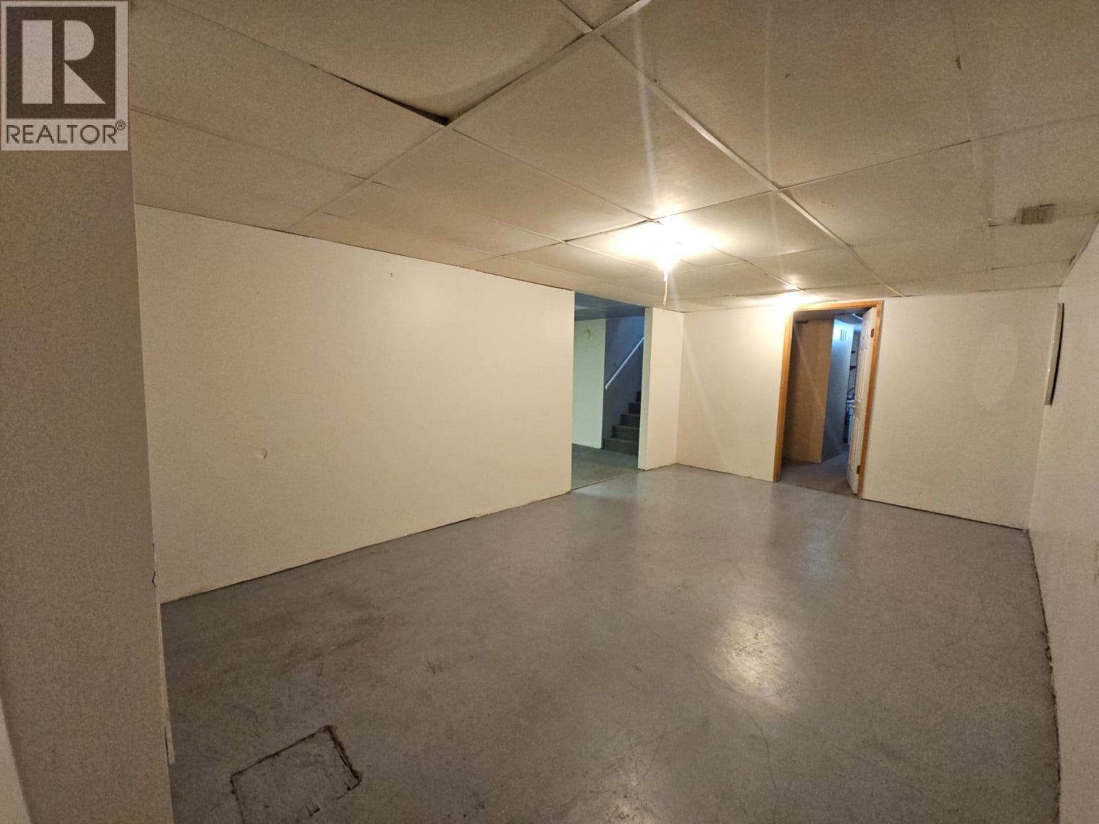 4801 52 Avenue Sw, Chetwynd, BC - Indoor