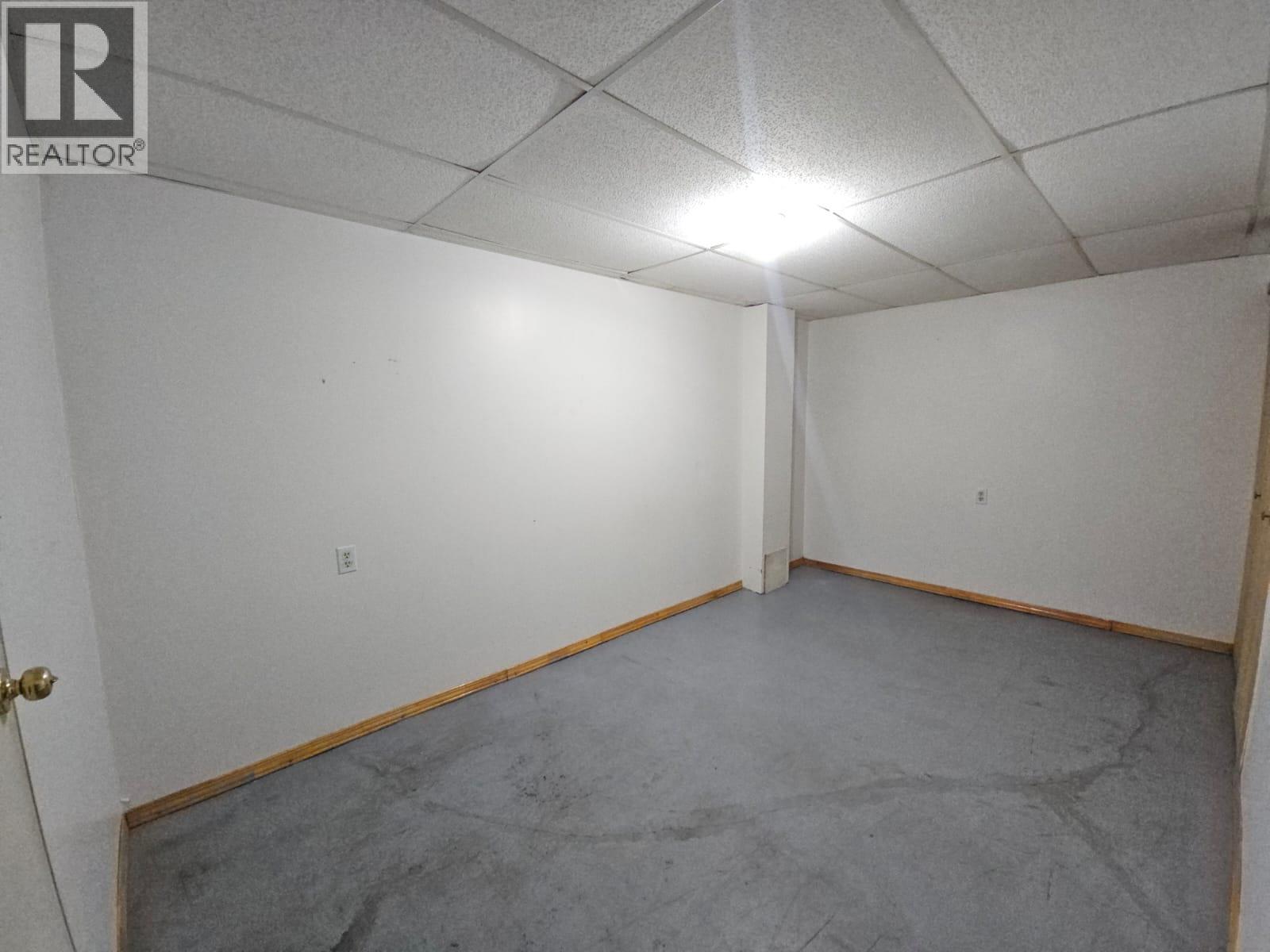 4801 52 Avenue Sw, Chetwynd, BC - Indoor