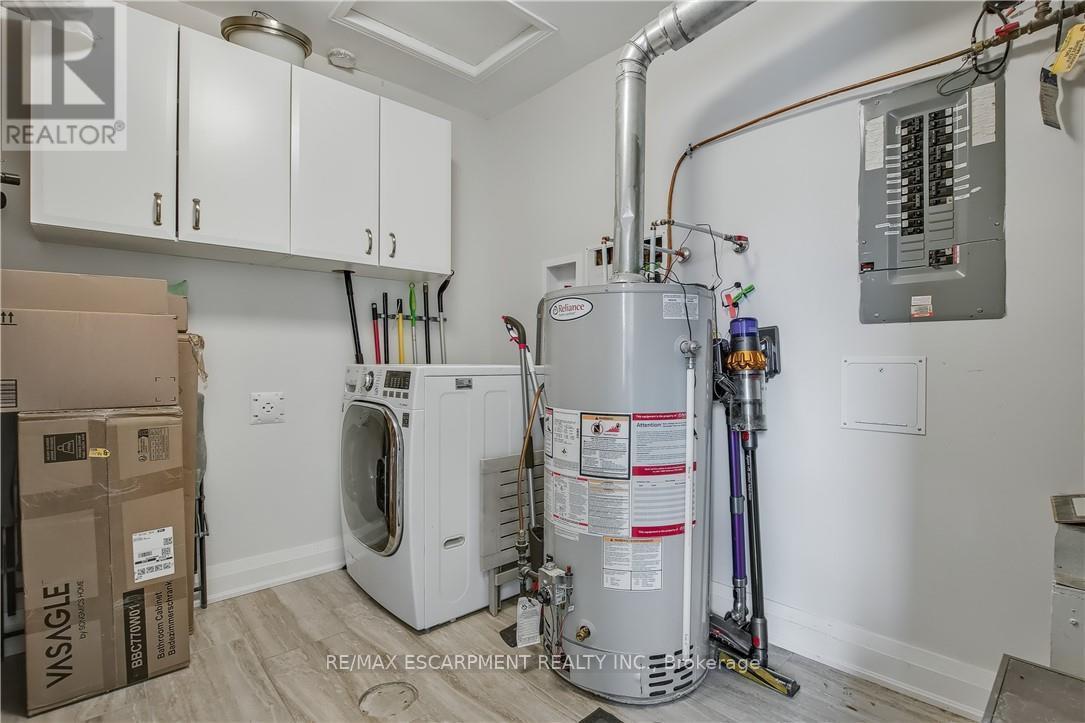 47 Bishop Reding Trail, Hamilton, ON - Indoor Photo Showing Laundry Room