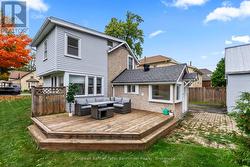 Beautiful back deck -