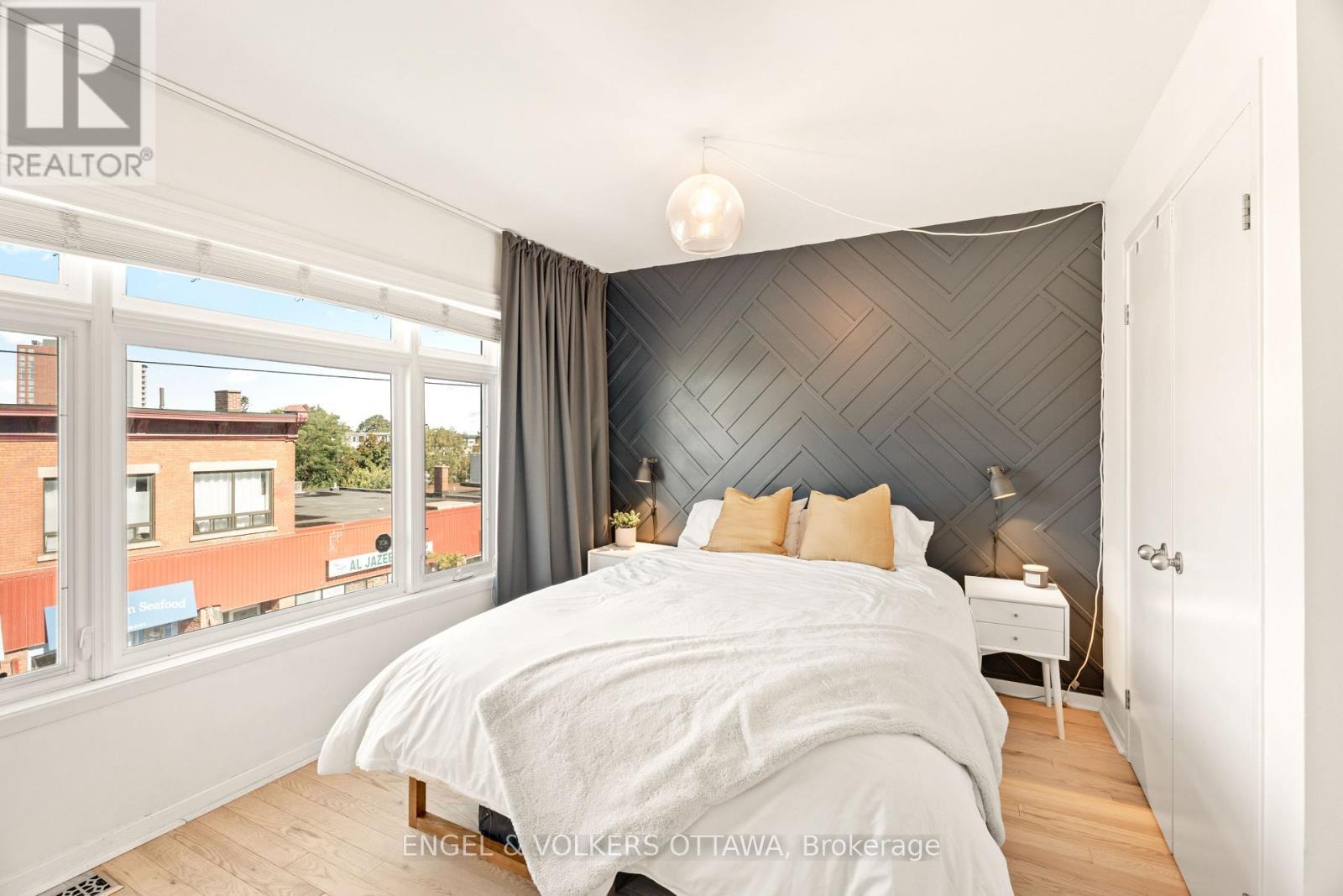 Primary bedroom - 2 - 4 Sherbrooke Avenue, Ottawa, ON - Indoor Photo Showing Bedroom