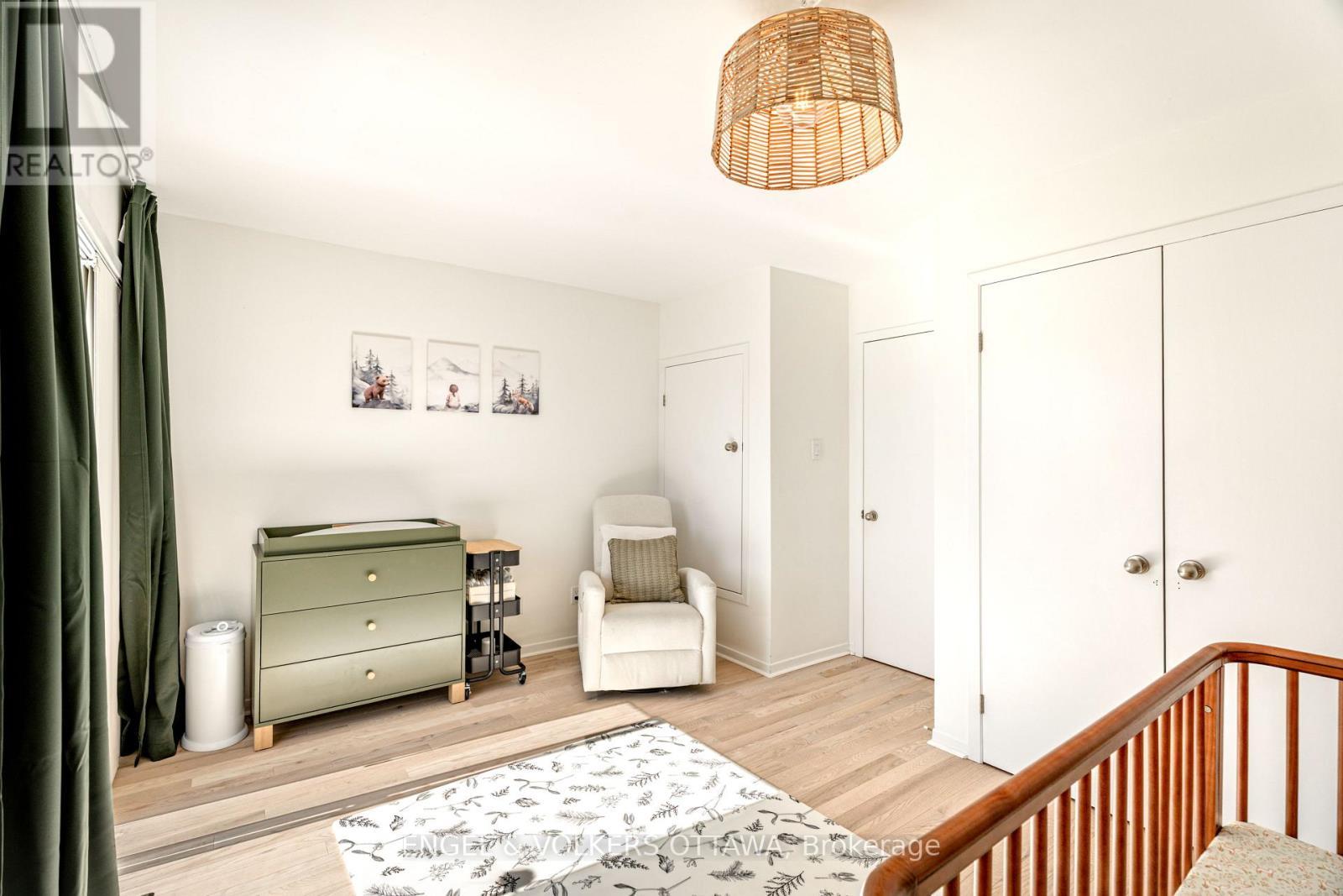 2 - 4 Sherbrooke Avenue, Ottawa, ON - Indoor Photo Showing Bedroom