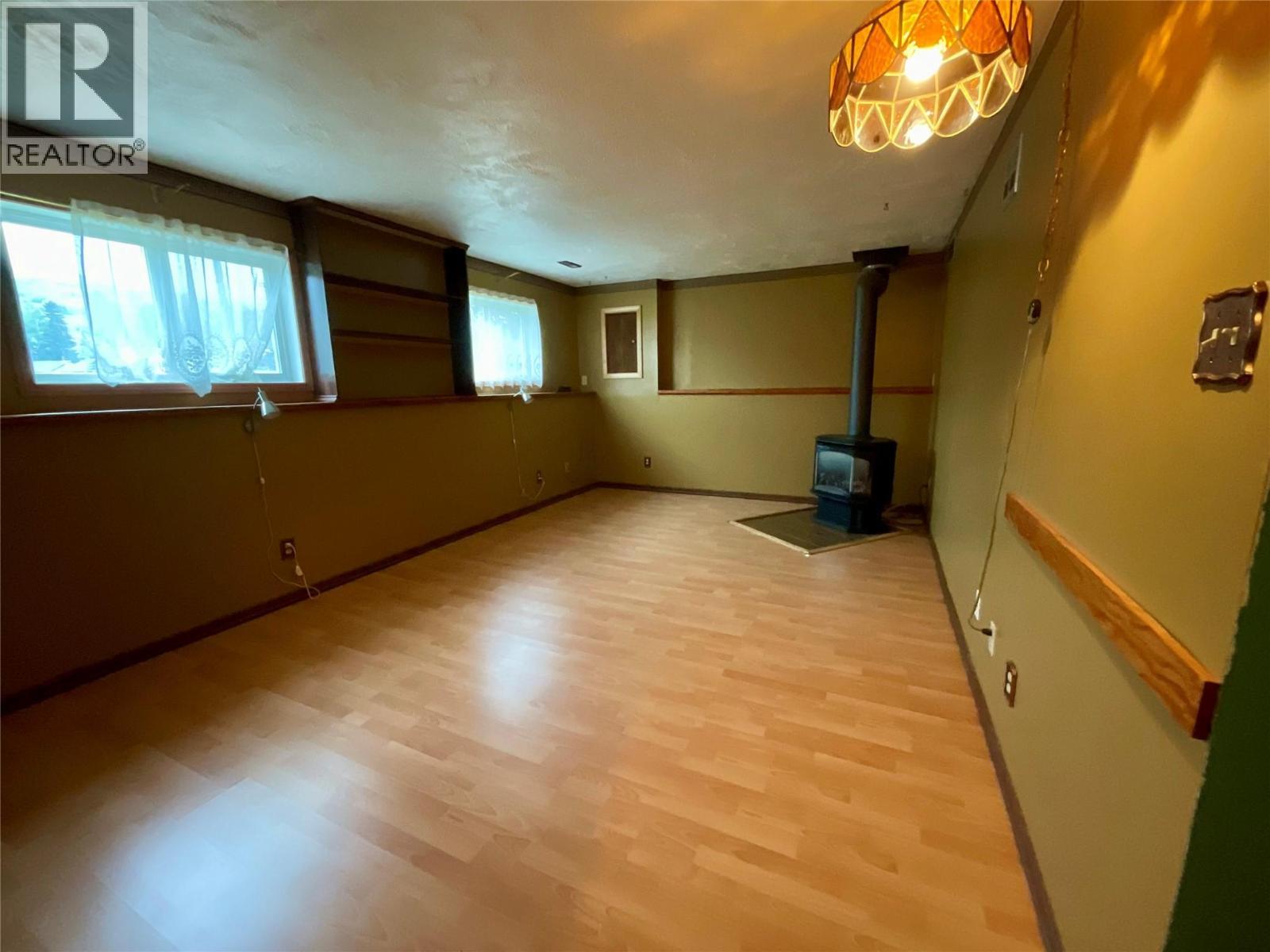 91 Wolverine Avenue, Tumbler Ridge, BC - Indoor