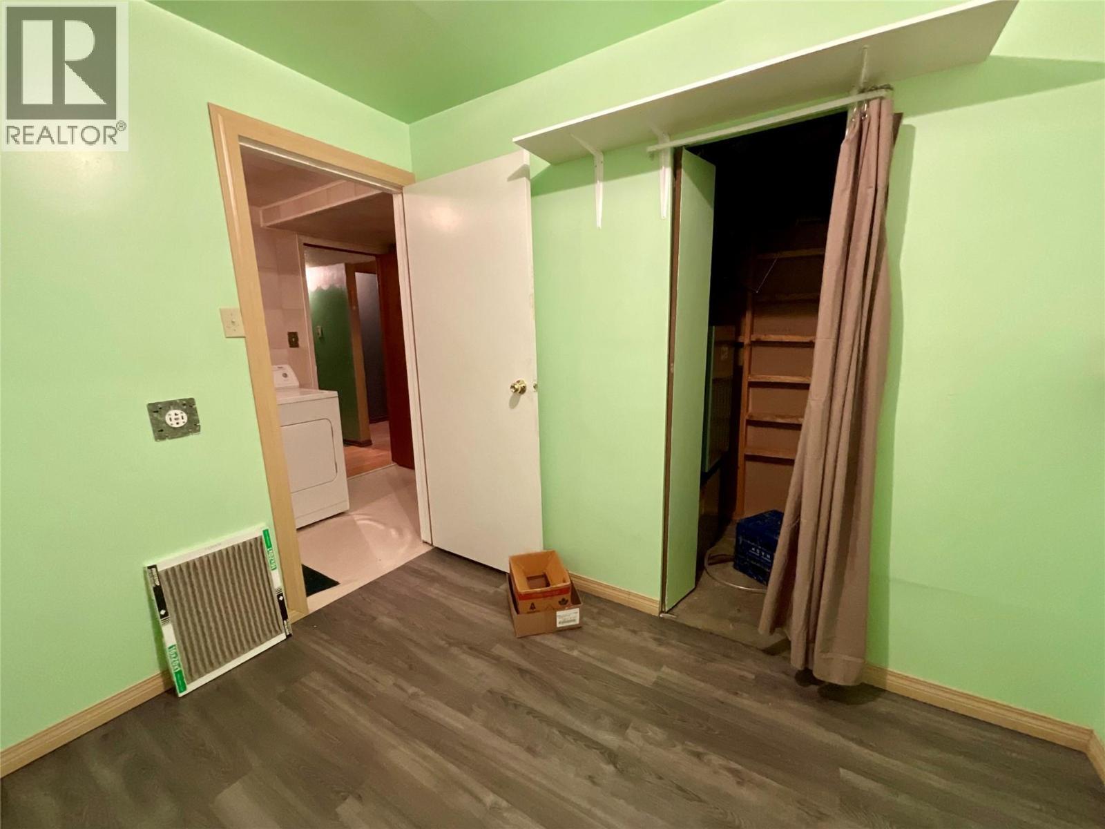 91 Wolverine Avenue, Tumbler Ridge, BC - Indoor Photo Showing Other Room