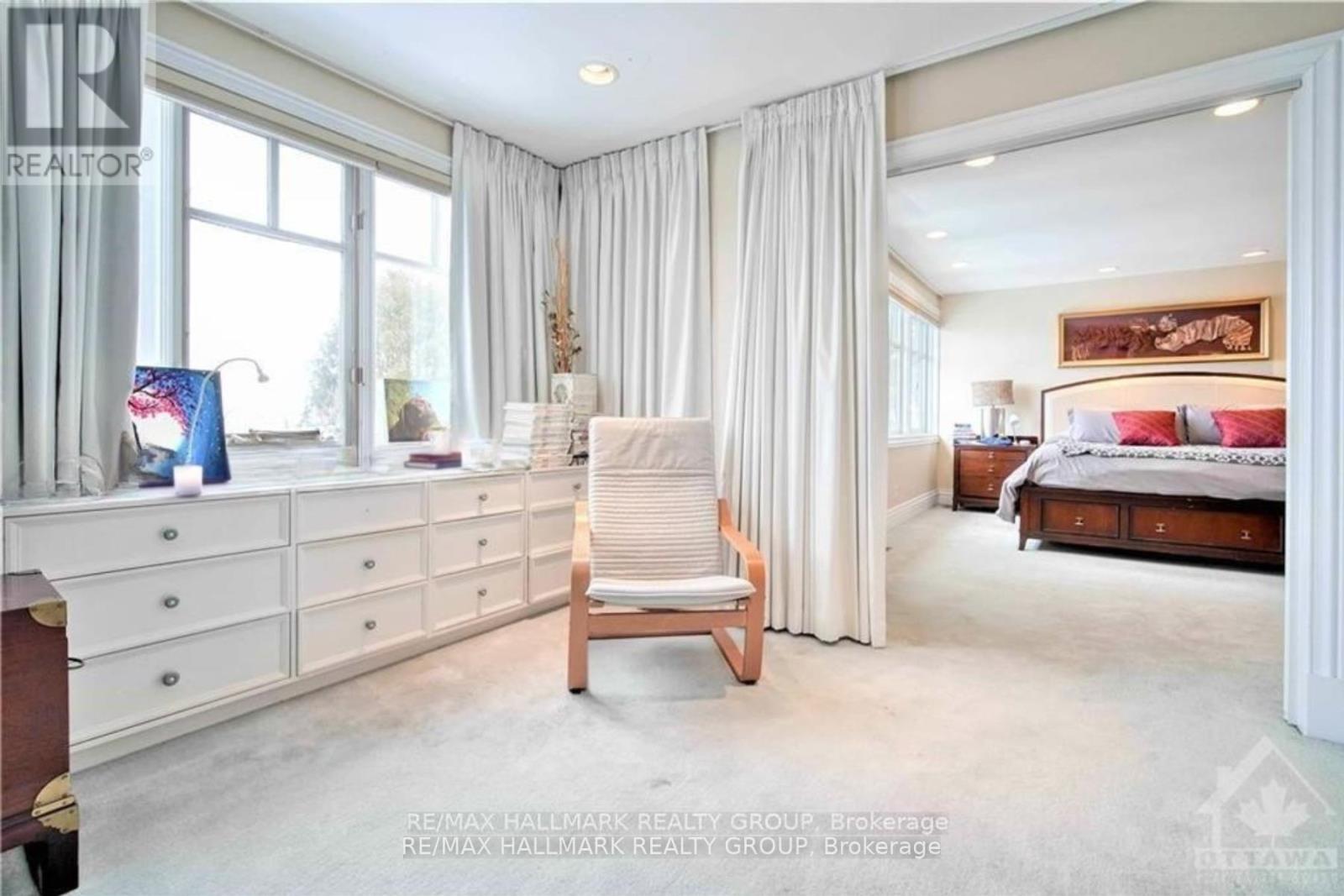 23 Davidson Drive, Ottawa, ON - Indoor Photo Showing Bedroom