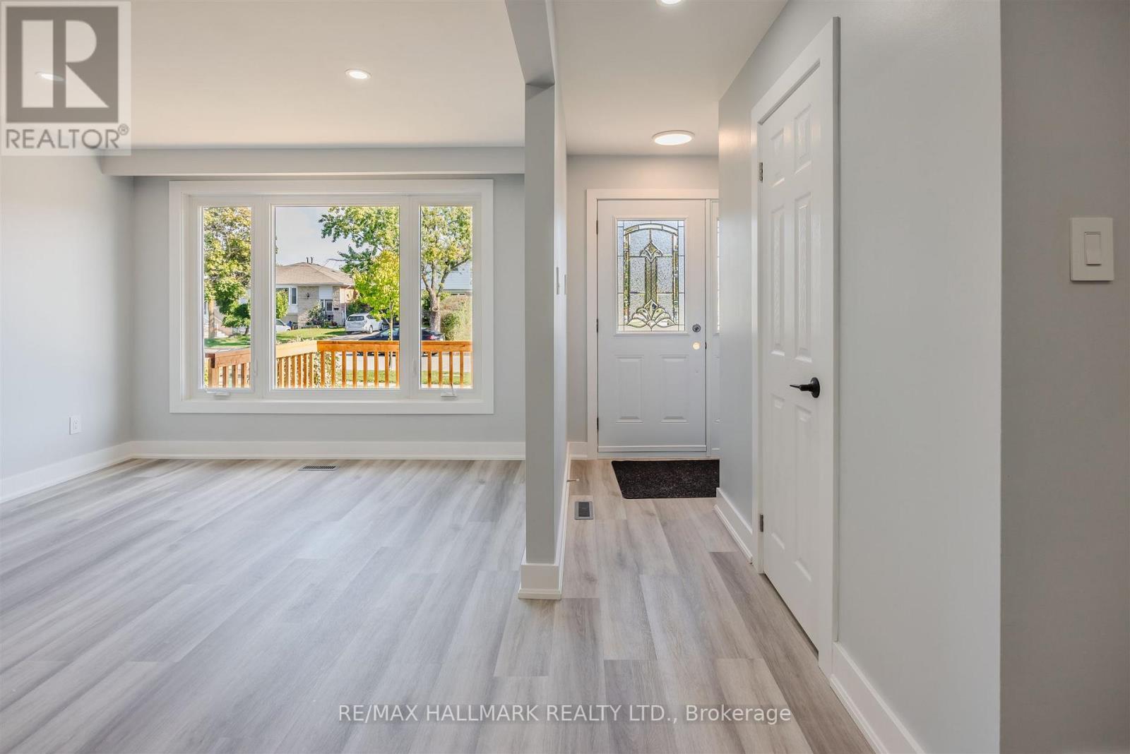 2126 Pashak Court, Mississauga, ON - Indoor Photo Showing Other Room