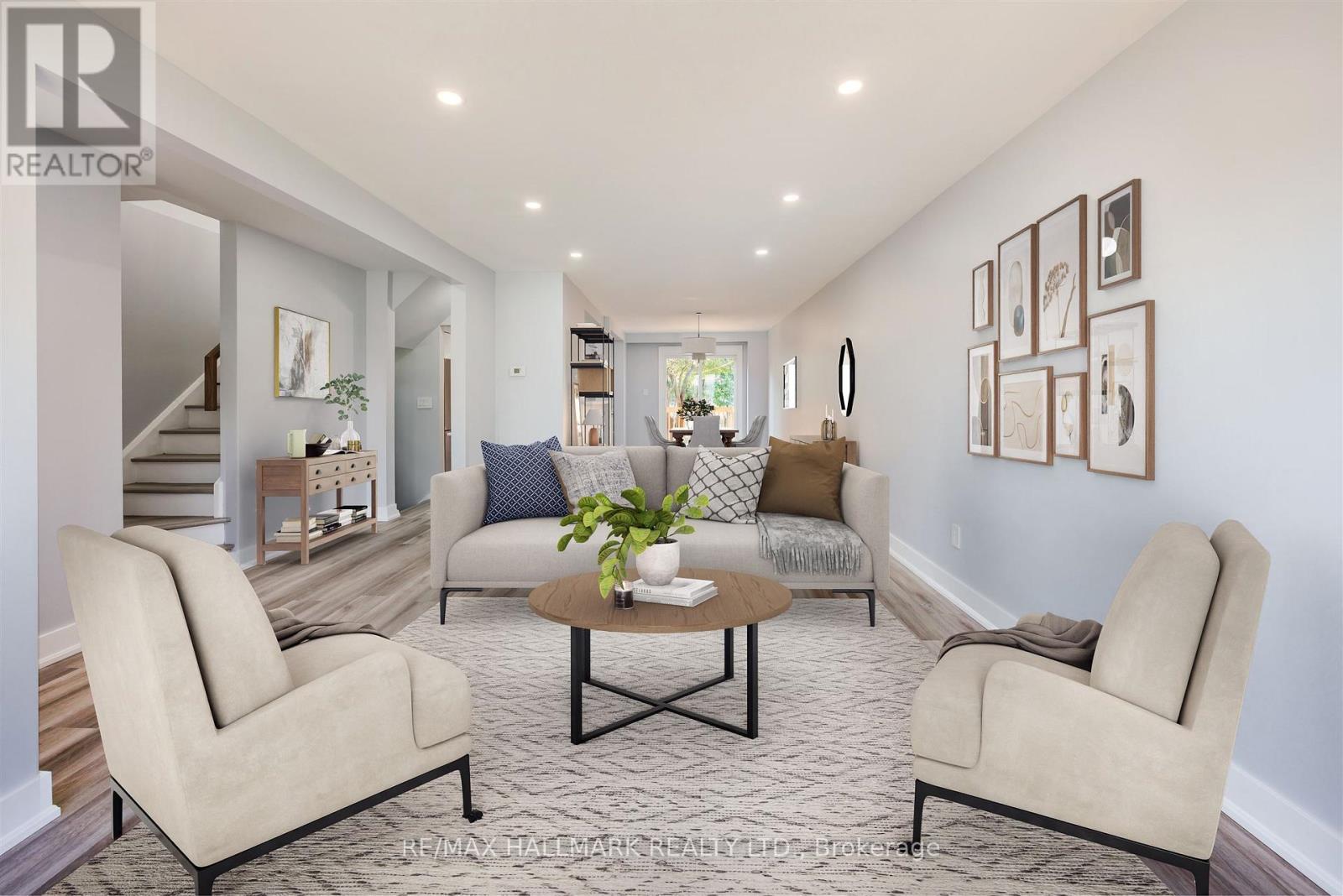 2126 Pashak Court, Mississauga, ON - Indoor Photo Showing Living Room