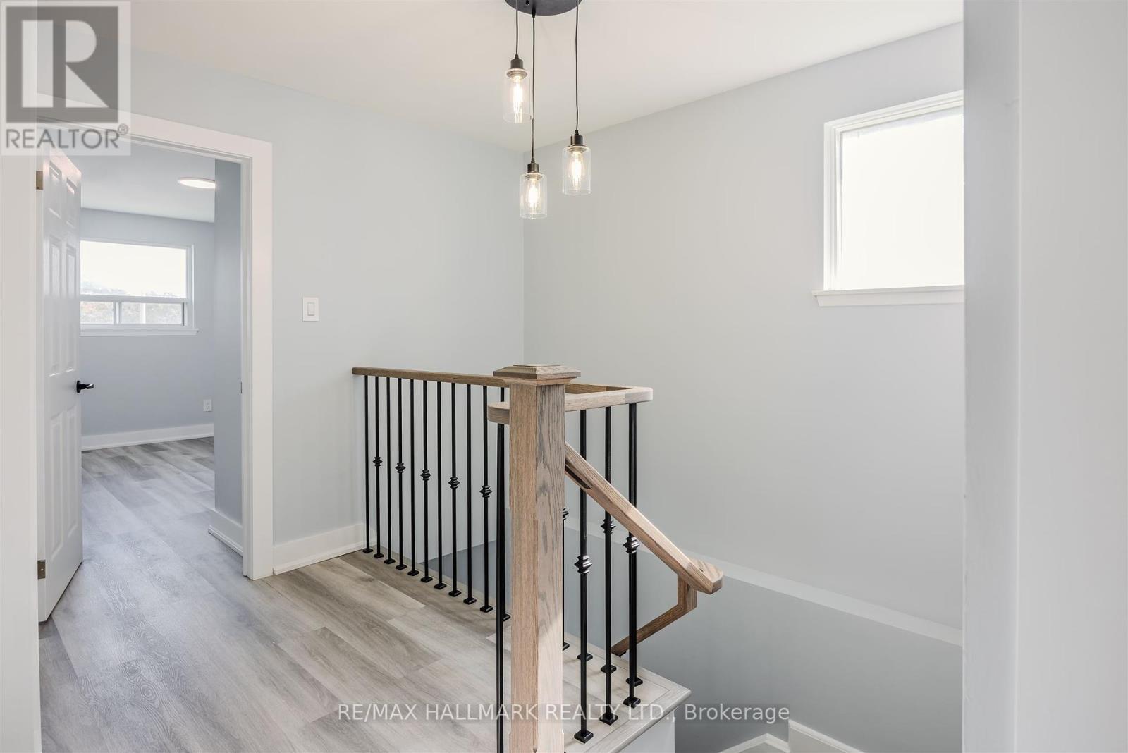 2126 Pashak Court, Mississauga, ON - Indoor Photo Showing Other Room