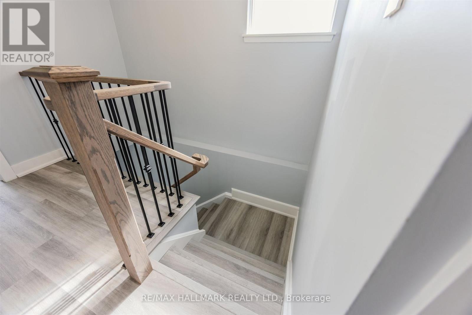 2126 Pashak Court, Mississauga, ON - Indoor Photo Showing Other Room