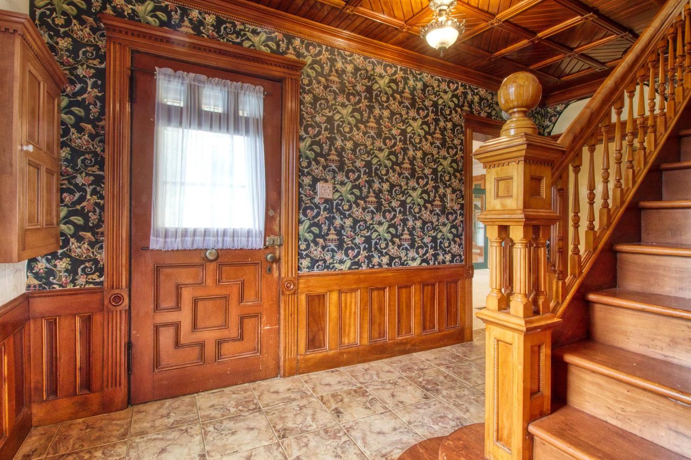 Hall d'entrée/Vestibule - 56 Ch. Ridge, Hinchinbrooke, QC - Indoor Photo Showing Other Room