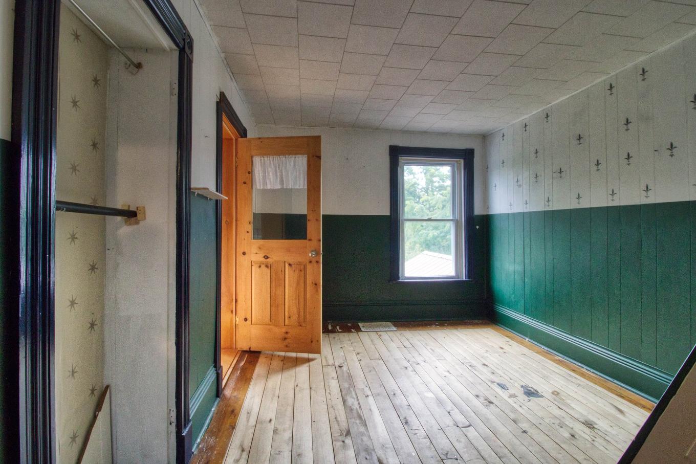 Bureau - 56 Ch. Ridge, Hinchinbrooke, QC - Indoor Photo Showing Other Room