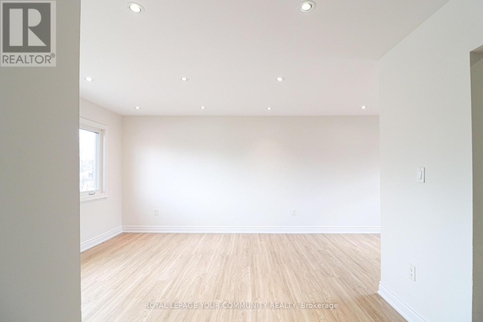 15 Golding Avenue, Brampton, ON - Indoor Photo Showing Other Room