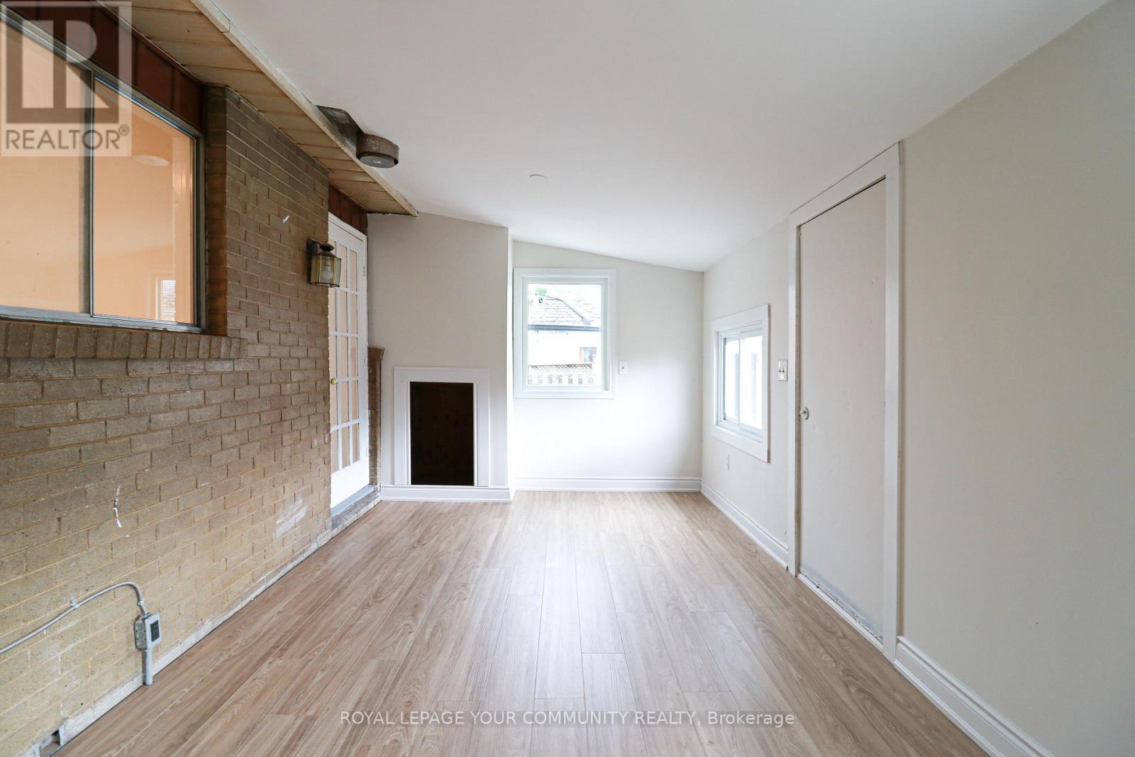 15 Golding Avenue, Brampton, ON - Indoor Photo Showing Other Room