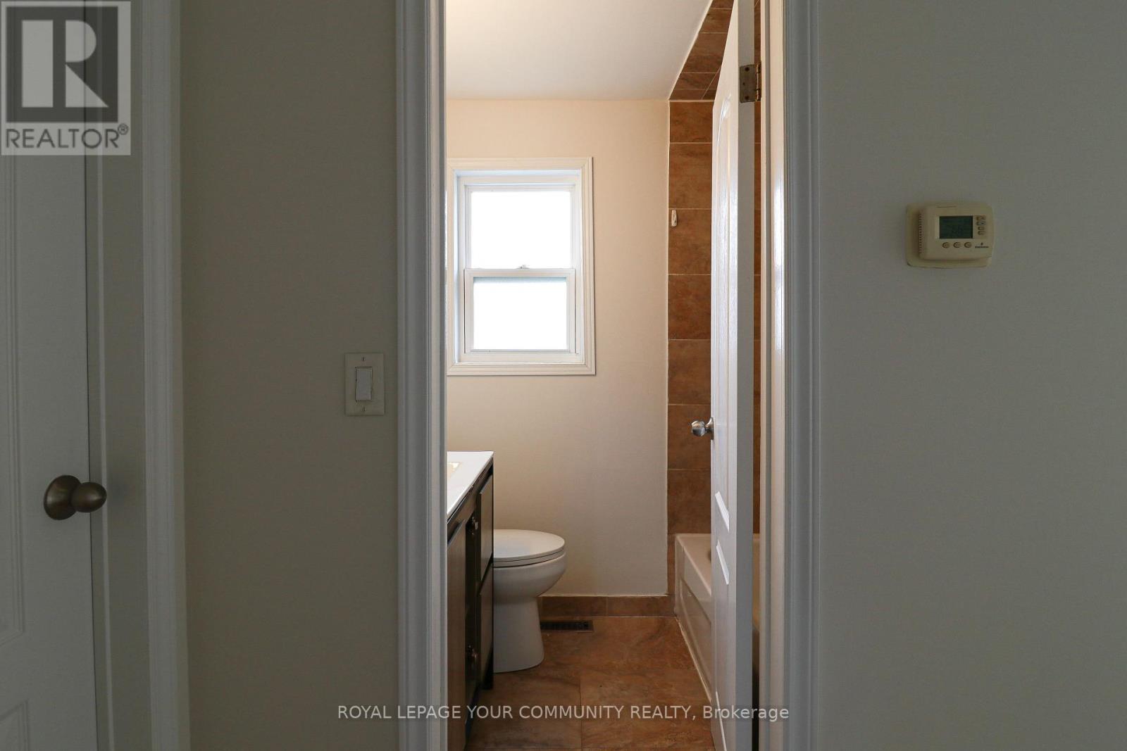 15 Golding Avenue, Brampton, ON - Indoor Photo Showing Bathroom
