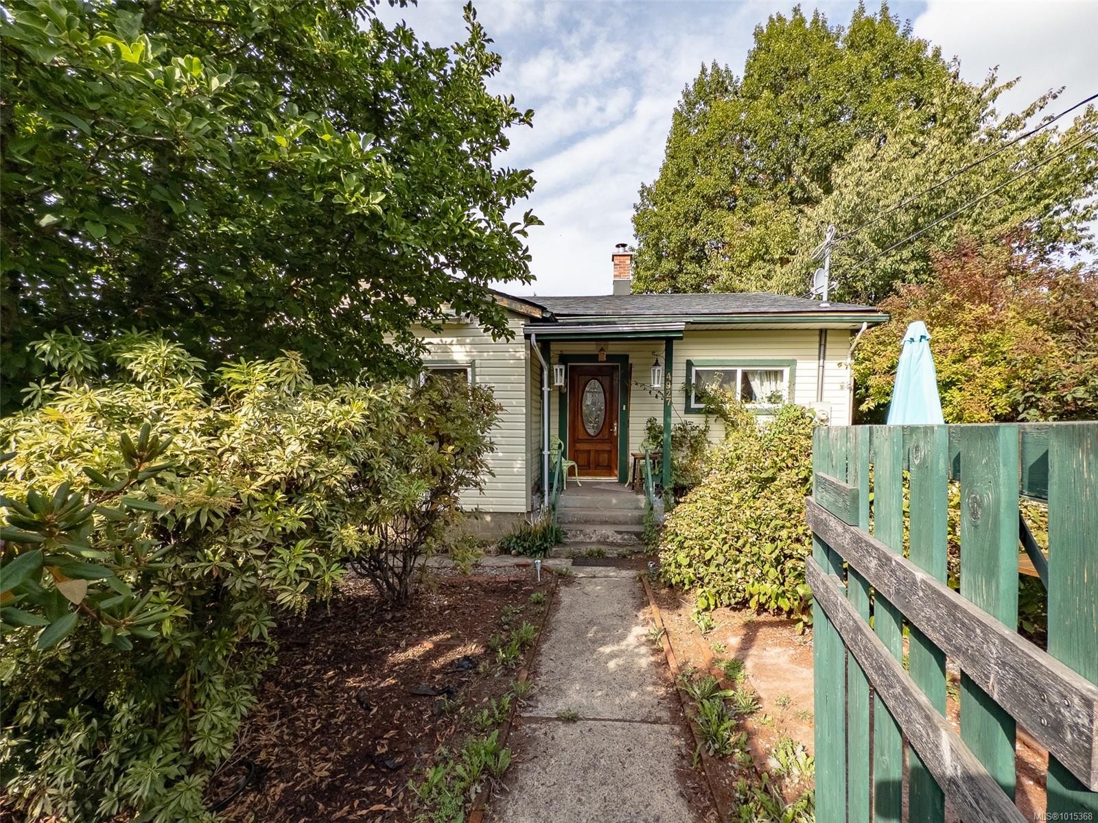 4927 Neill St, Port Alberni, BC