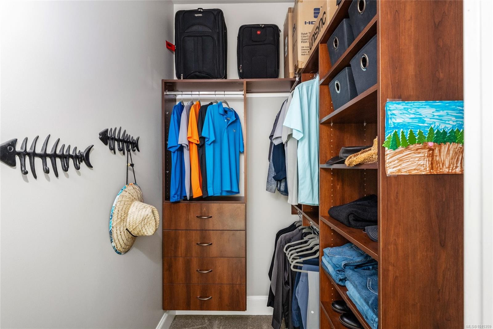 1453 White Pine Terr, Highlands, BC