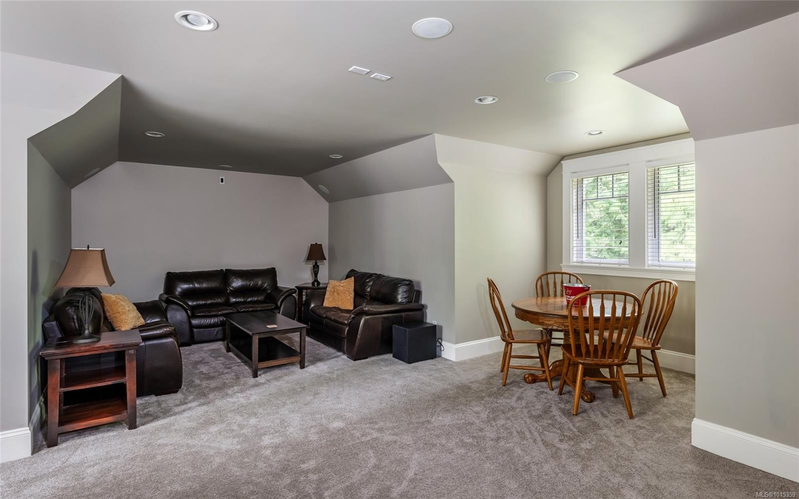 1453 White Pine Terr, Highlands, BC