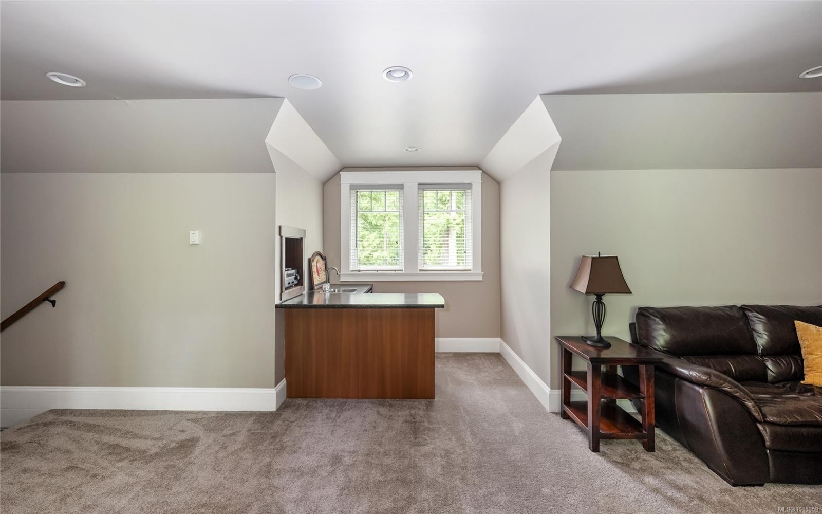 1453 White Pine Terr, Highlands, BC