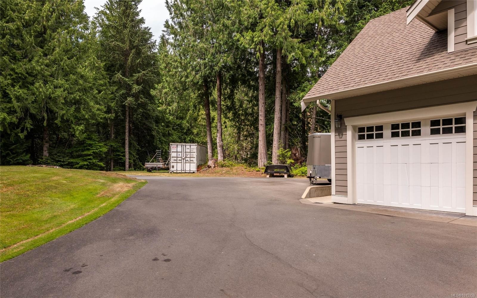 1453 White Pine Terr, Highlands, BC