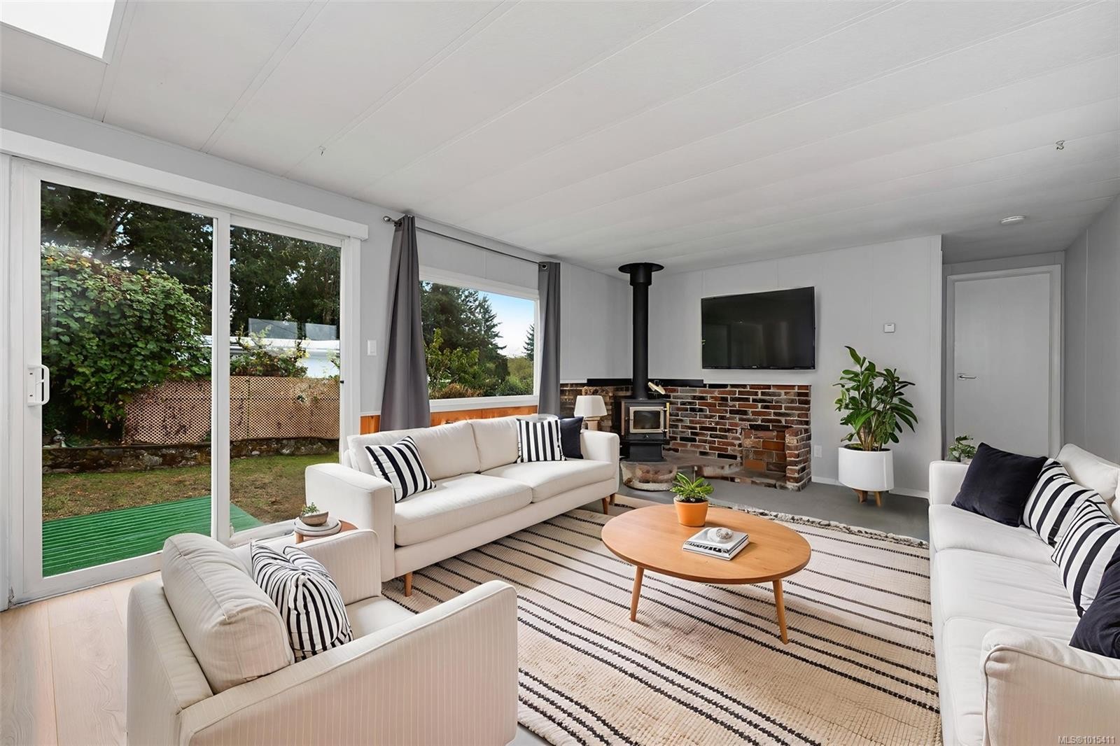 20-7390 West Saanich Rd, Central Saanich, BC