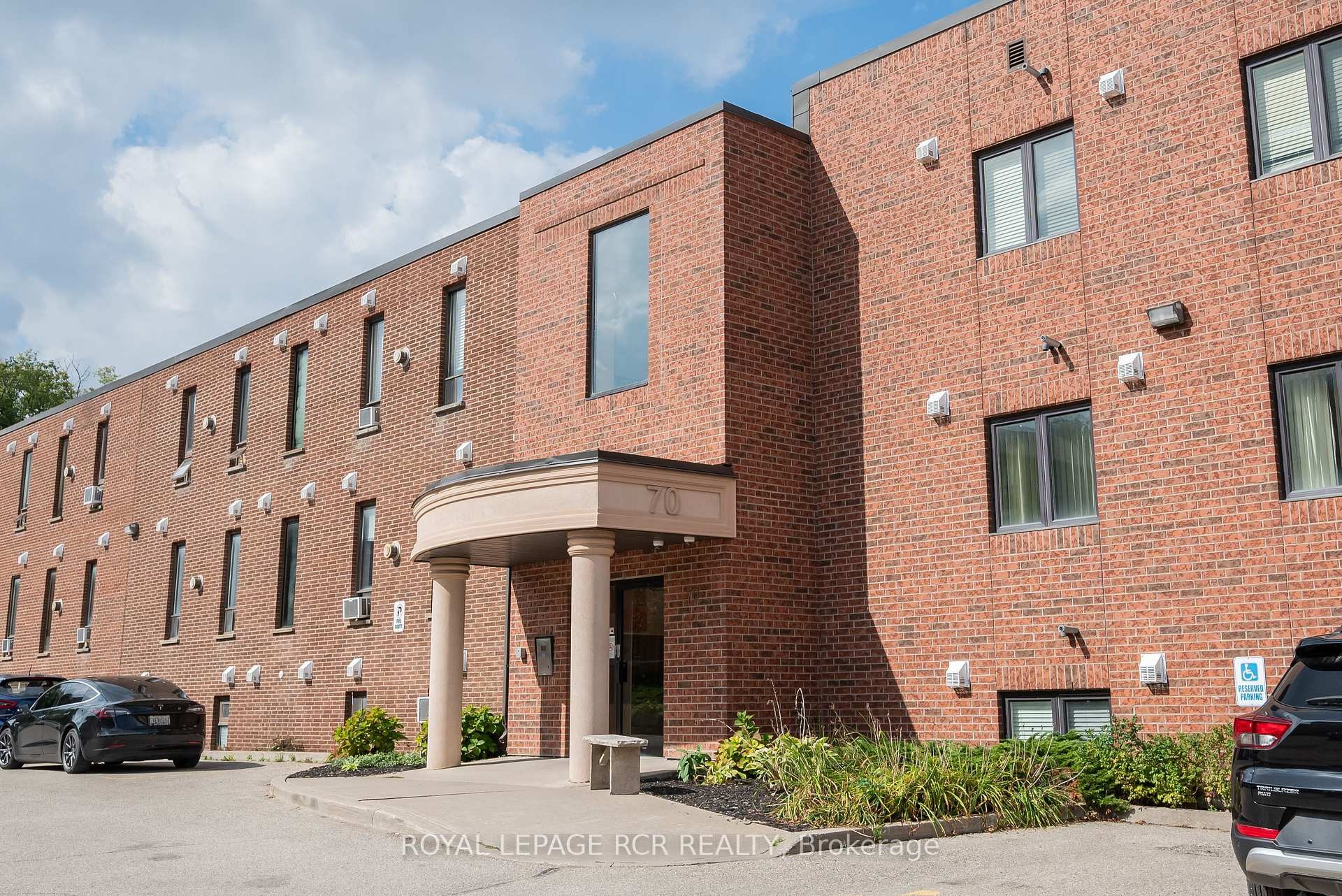 312-70 First Street, Orangeville, ON - Outdoor With Exterior